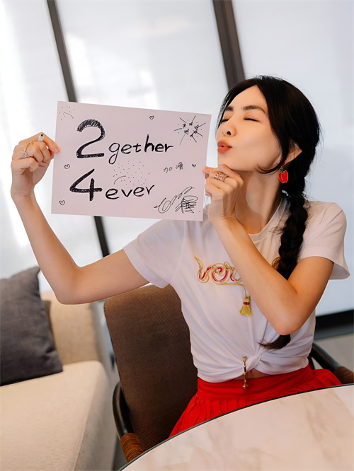 1759215019681581.jpg 2_4、Ella陈嘉桦_看图王.jpg