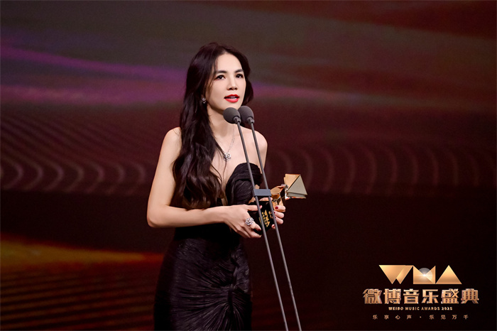 1759215038206537.jpg 2_5、Ella陈嘉桦_看图王.jpg